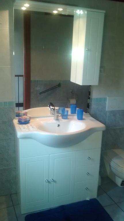 Click Center Apartment Катания Стая снимка